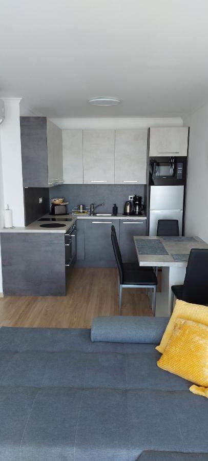 Life Apartmanok Siofok Ngoại thất bức ảnh